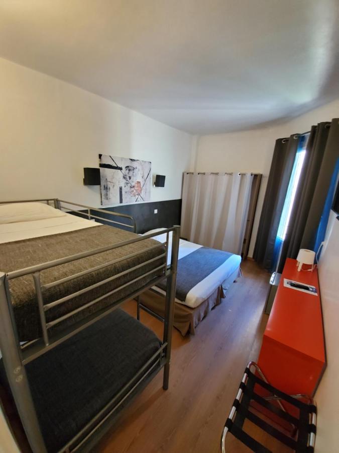 Brit Hotel Colbert ฌวง-เลส์-แป็งส์ ภายนอก รูปภาพ